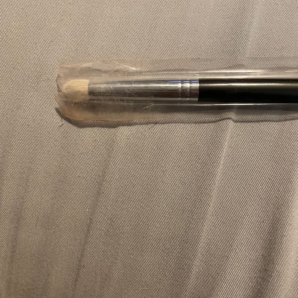 3 unopened morphe brushes